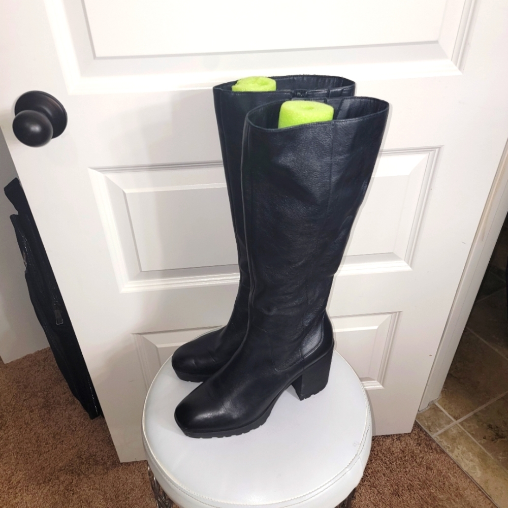 LUCKY BRAND Tall Boot